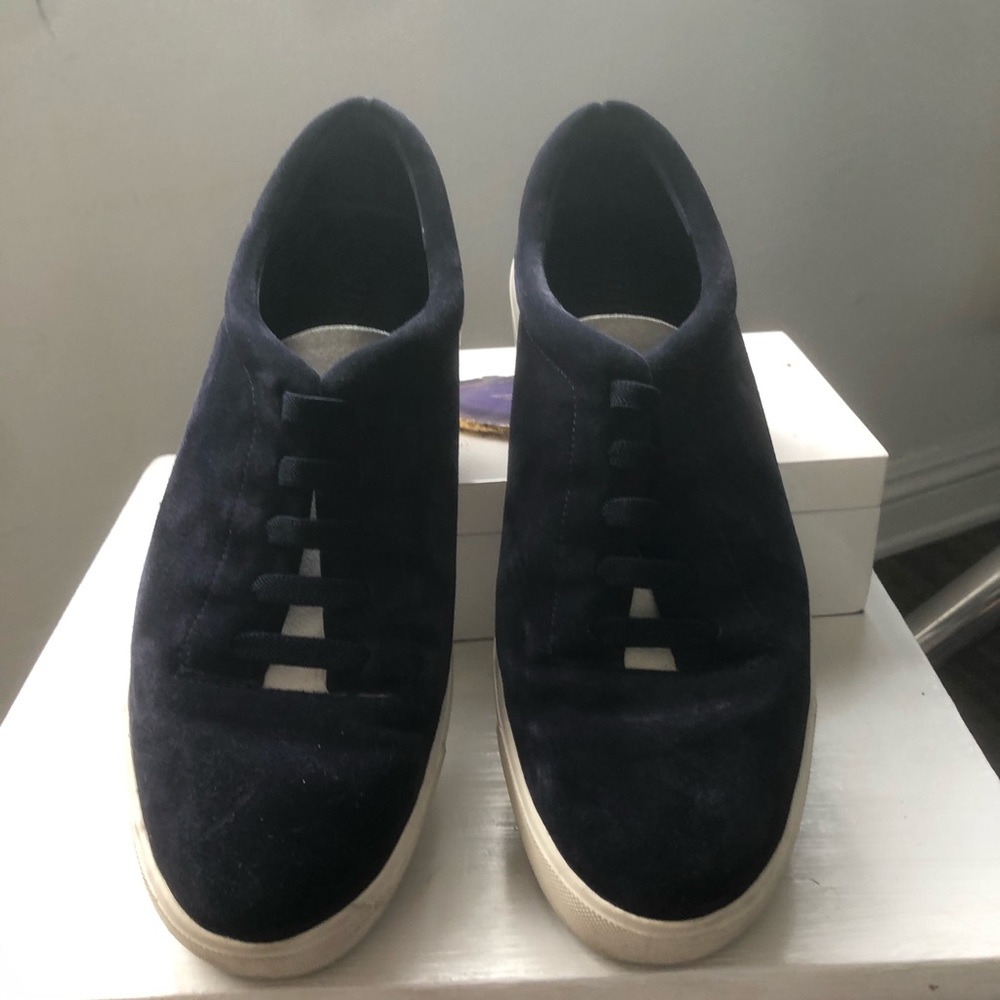 Vince Suede Sneakers - Picture 4 of 4